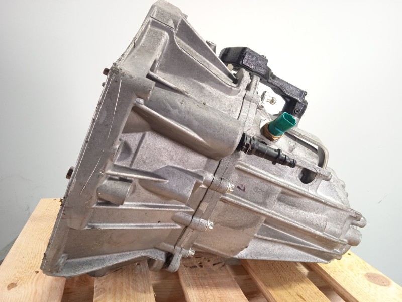 Recambio de caja cambios para renault megane iv sedán 1.5 dci 110 referencia OEM IAM TL4086 320107447R 