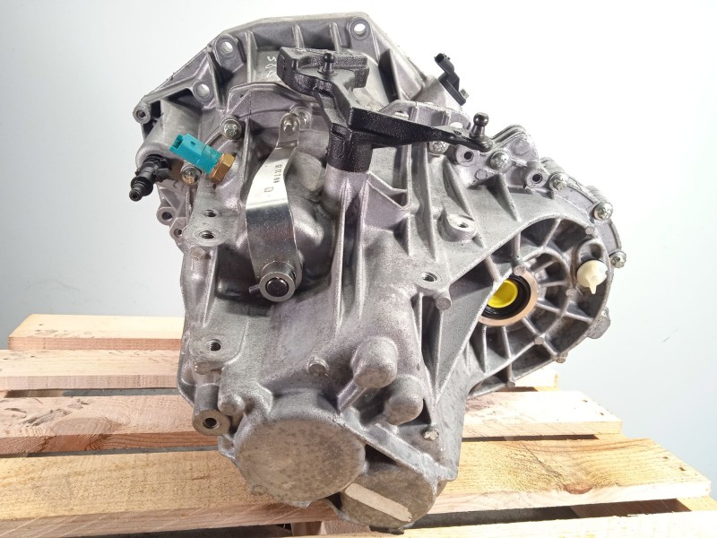 Recambio de caja cambios para renault megane iv sedán 1.5 dci 110 referencia OEM IAM TL4086 320107447R 