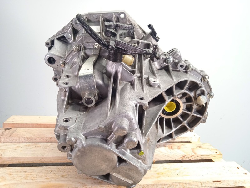 Recambio de caja cambios para renault megane iv sedán 1.5 dci 110 referencia OEM IAM TL4086 320107447R 