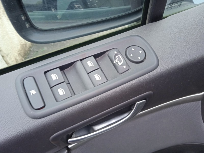 peugeot 807 (eb_) del año 2003