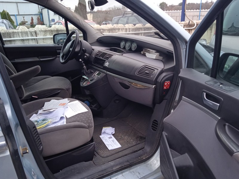 peugeot 807 (eb_) del año 2003