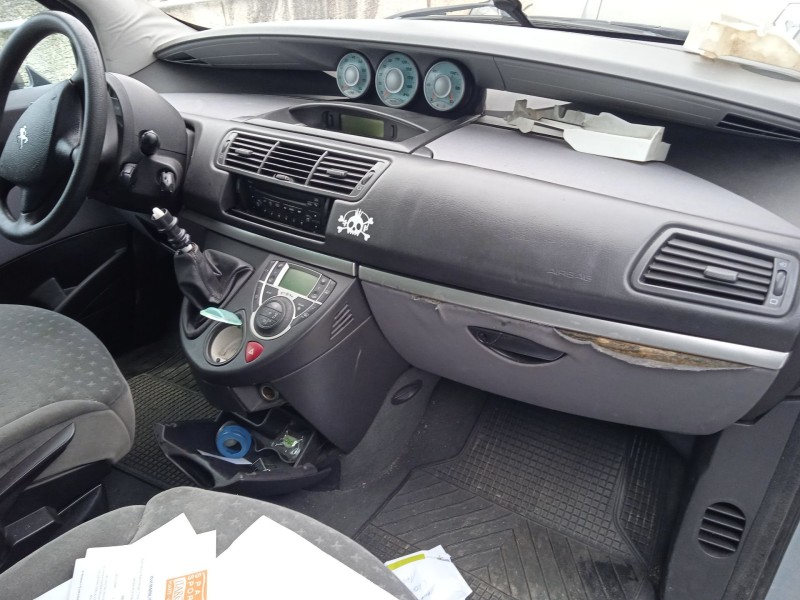 peugeot 807 (eb_) del año 2003