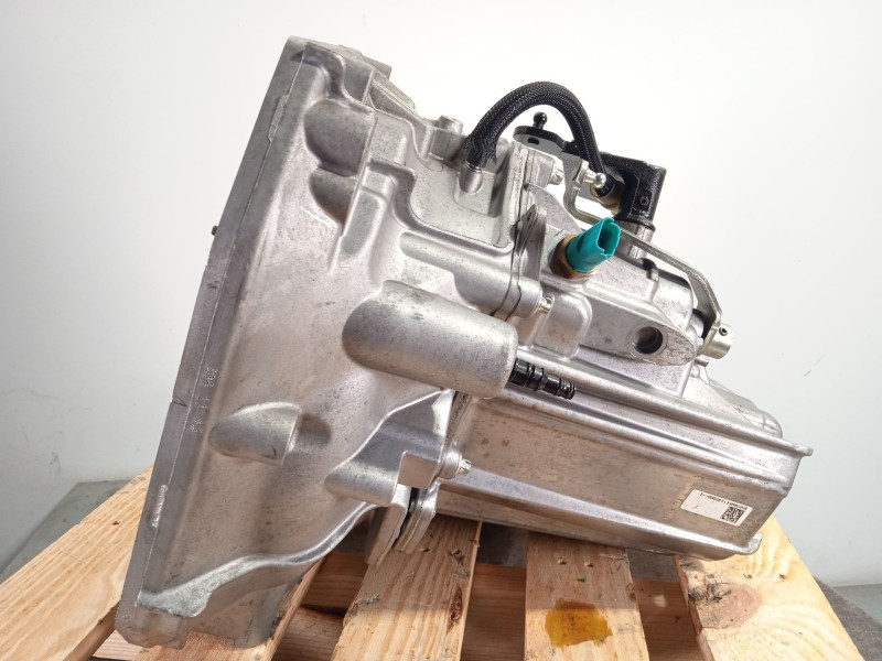 Recambio de caja cambios para dacia sandero iii 1.0 tce 100 referencia OEM IAM JT4016 320103789R 
