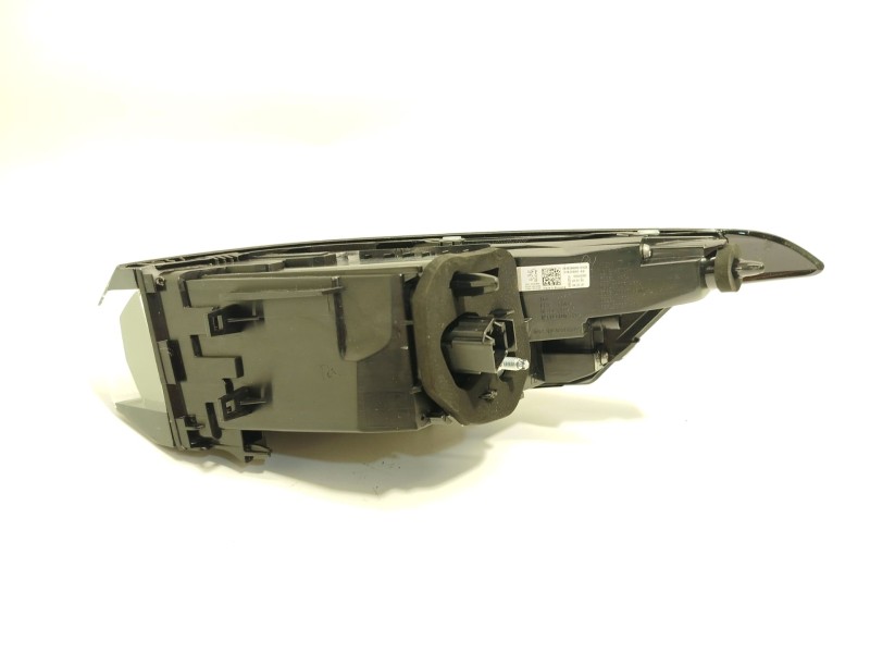 Recambio de piloto trasero izquierdo para peugeot 308 puretech 130 active pack referencia OEM IAM 9835299480  