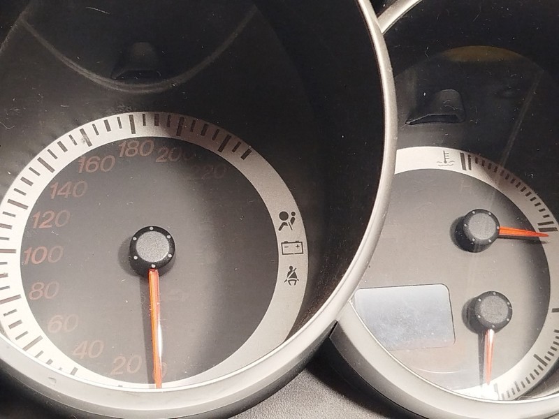 Recambio de cuadro instrumentos para mazda 3 (bk) 1.6 di turbo referencia OEM IAM BS3T55471A  