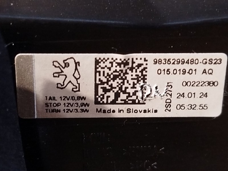Recambio de piloto trasero izquierdo para peugeot 308 puretech 130 active pack referencia OEM IAM 9835299480  