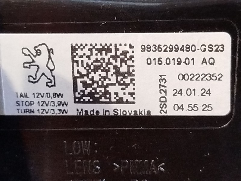 Recambio de piloto trasero izquierdo para peugeot 308 puretech 130 active pack referencia OEM IAM 9835299480  