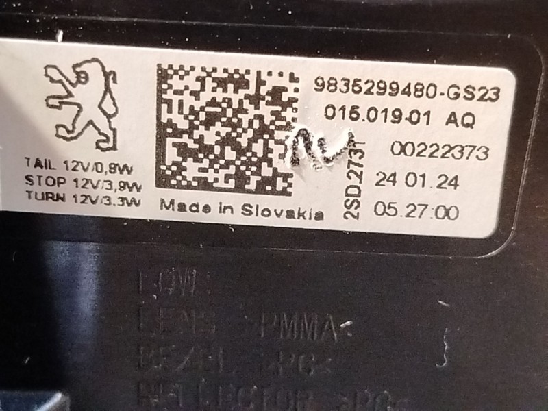 Recambio de piloto trasero izquierdo para peugeot 308 puretech 130 active pack referencia OEM IAM 9835299480  