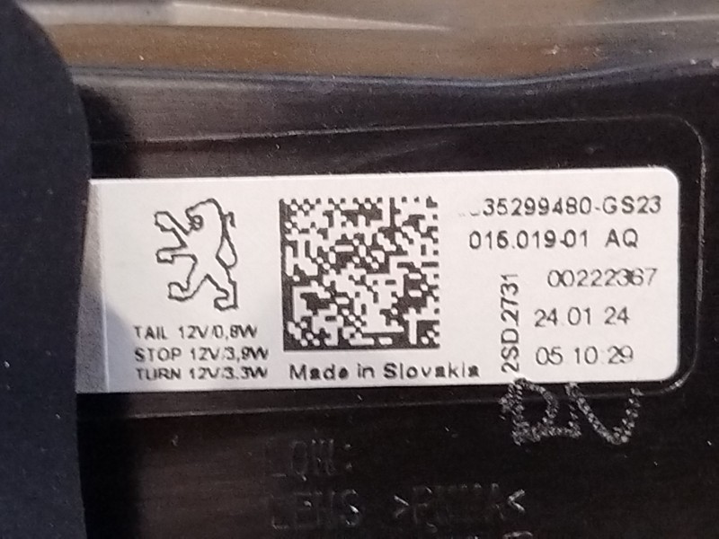 Recambio de piloto trasero izquierdo para peugeot 308 puretech 130 active pack referencia OEM IAM 9835299480  