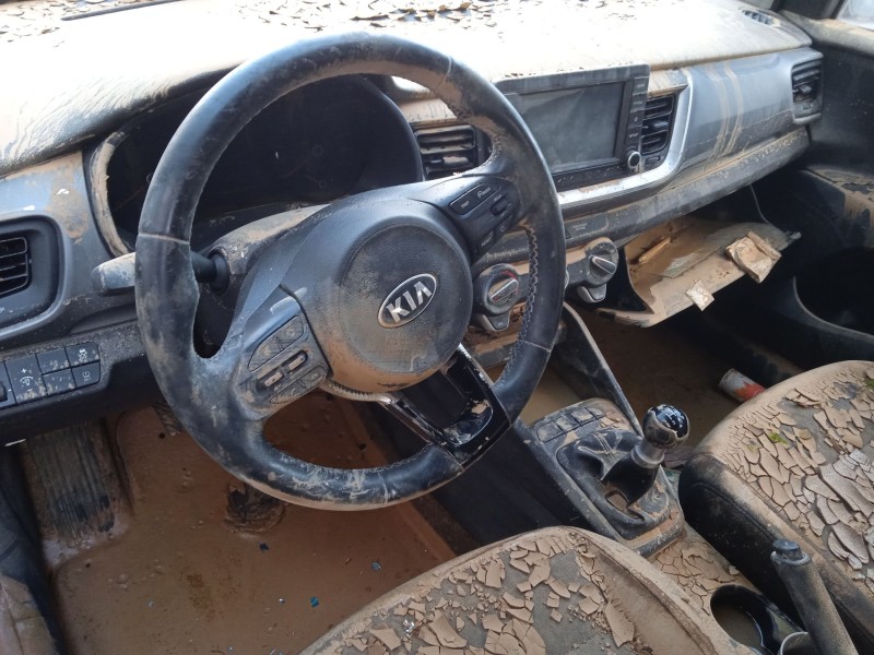 kia stonic (yb) del año 2018