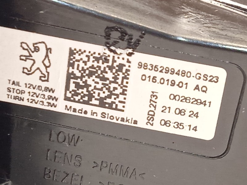 Recambio de piloto trasero izquierdo para peugeot 308 puretech 130 active pack referencia OEM IAM 9835299480  