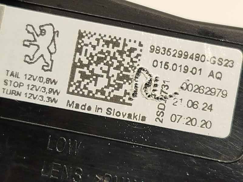 Recambio de piloto trasero izquierdo para peugeot 308 puretech 130 active pack referencia OEM IAM 9835299480  