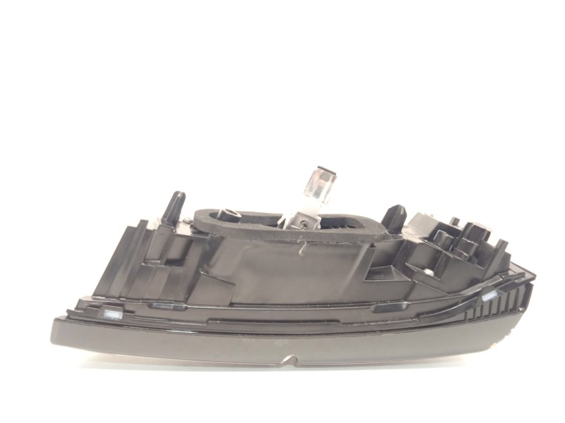 Recambio de piloto trasero izquierdo interior para peugeot 308 puretech 130 active pack referencia OEM IAM 9835300680  