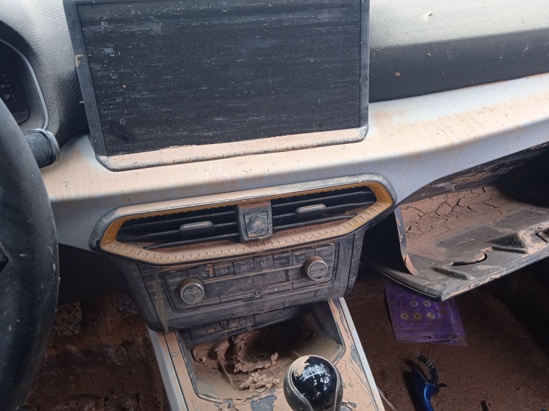 seat arona (kj7, kjp) del año 2021