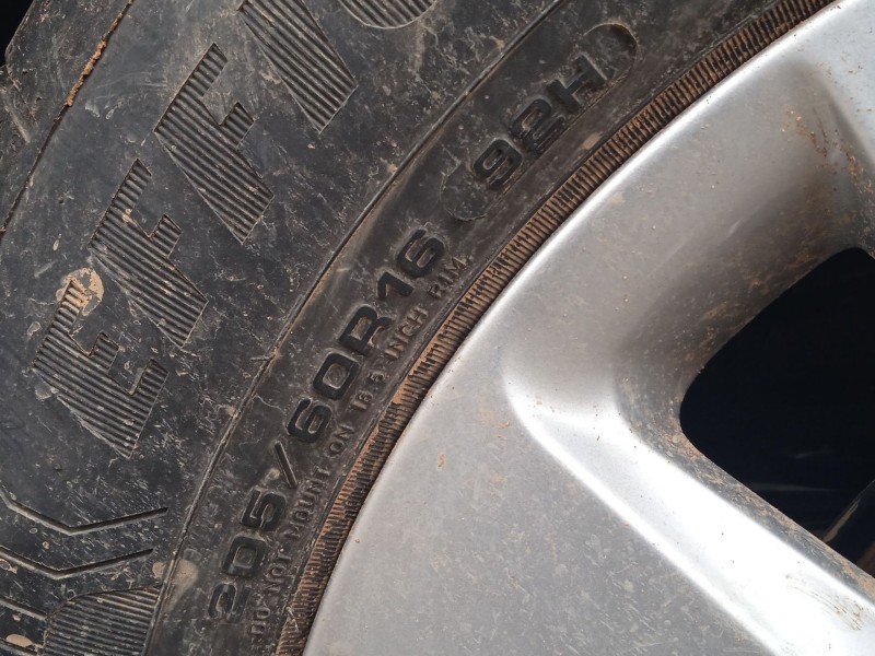 seat arona (kj7, kjp) del año 2021