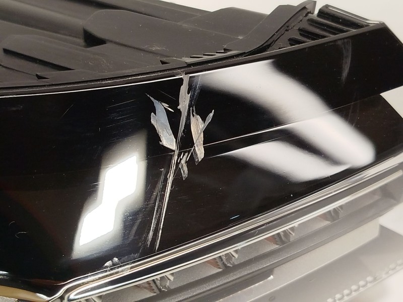 Recambio de piloto trasero izquierdo para peugeot 308 puretech 130 active pack referencia OEM IAM 9835299480  