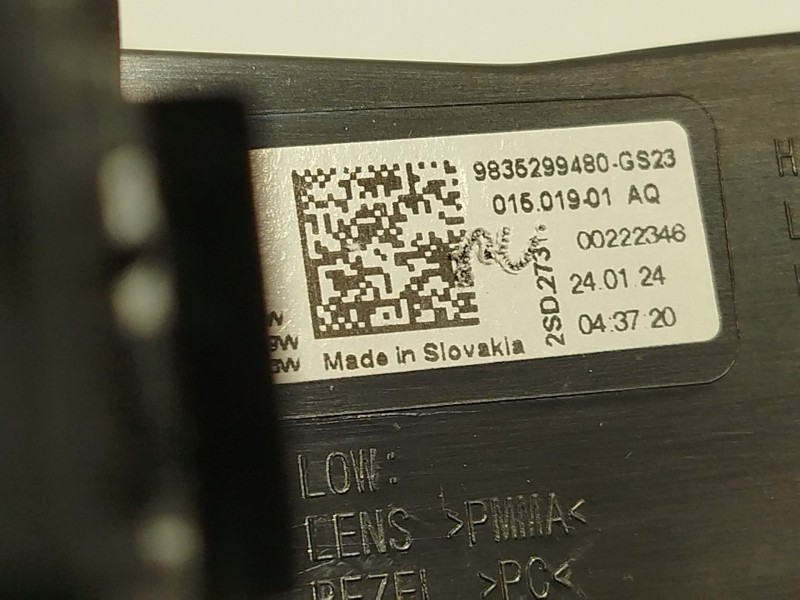 Recambio de piloto trasero izquierdo para peugeot 308 puretech 130 active pack referencia OEM IAM 9835299480  