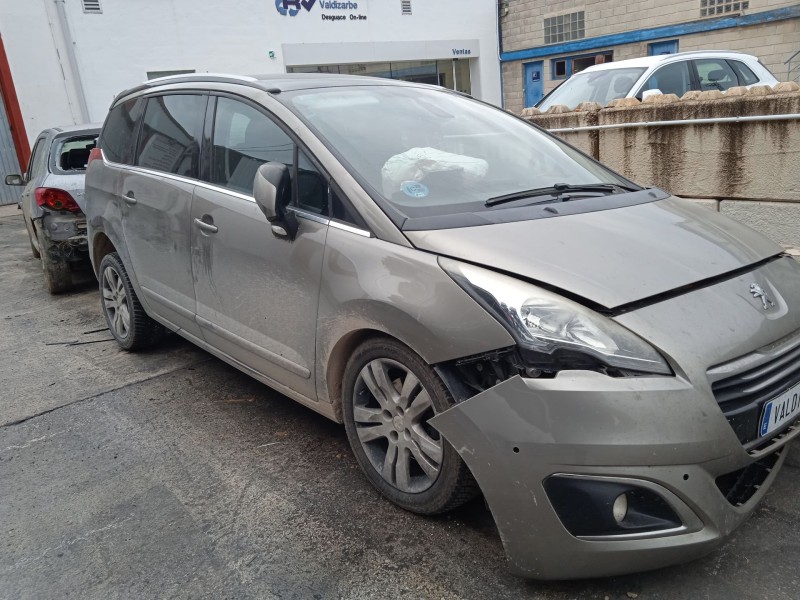 peugeot 5008 (0u_, 0e_) del año 2014