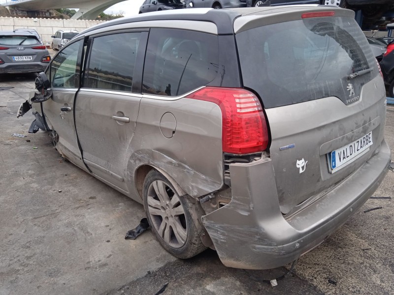 peugeot 5008 (0u_, 0e_) del año 2014