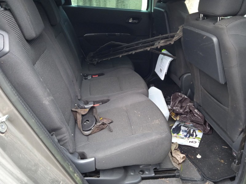 peugeot 5008 (0u_, 0e_) del año 2014