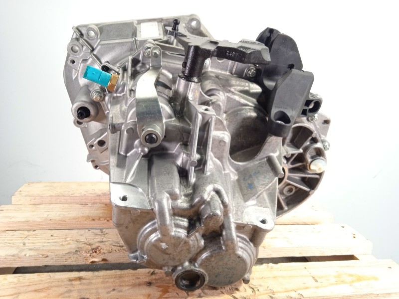 Recambio de caja cambios para dacia sandero iii 1.0 tce 90 referencia OEM IAM JT4004 320107520R 