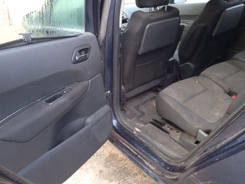 peugeot 5008 (0u_, 0e_) del año 2010