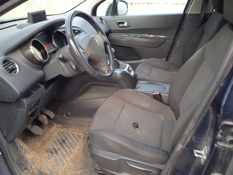 peugeot 5008 (0u_, 0e_) del año 2010