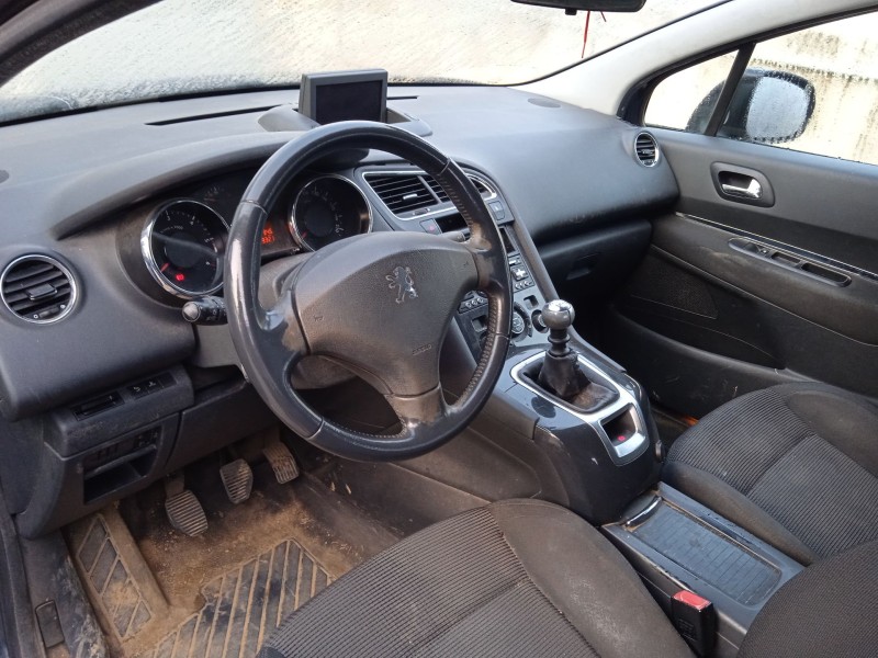 peugeot 5008 (0u_, 0e_) del año 2010