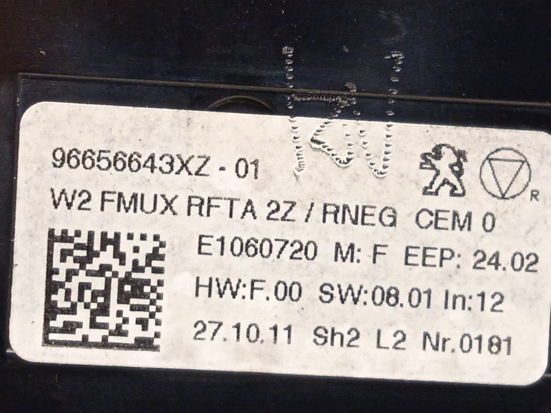 Recambio de mando multifuncion para peugeot 508 i (8d_) 2.0 hdi referencia OEM IAM 96656643XZ 6155JY 98023793XZ