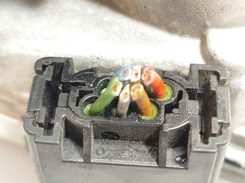 Recambio de caja mariposa para hyundai i30 (gd) 1.4 referencia OEM IAM 3510003700  0280750642