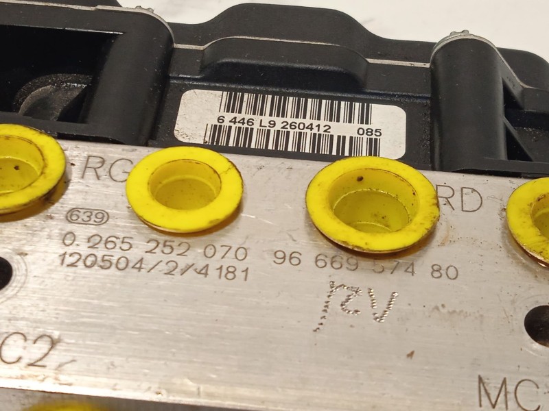Recambio de abs para peugeot 308 i (4a_, 4c_) 1.6 hdi referencia OEM IAM 9666957480 9677013480 0265252070