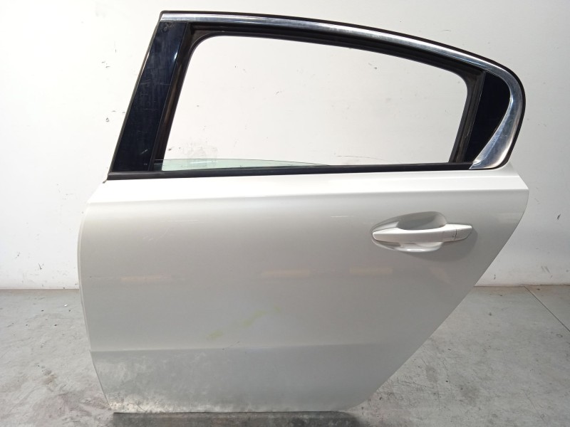 Recambio de puerta trasera izquierda para peugeot 508 i (8d_) 2.0 hdi referencia OEM IAM 9006S0  