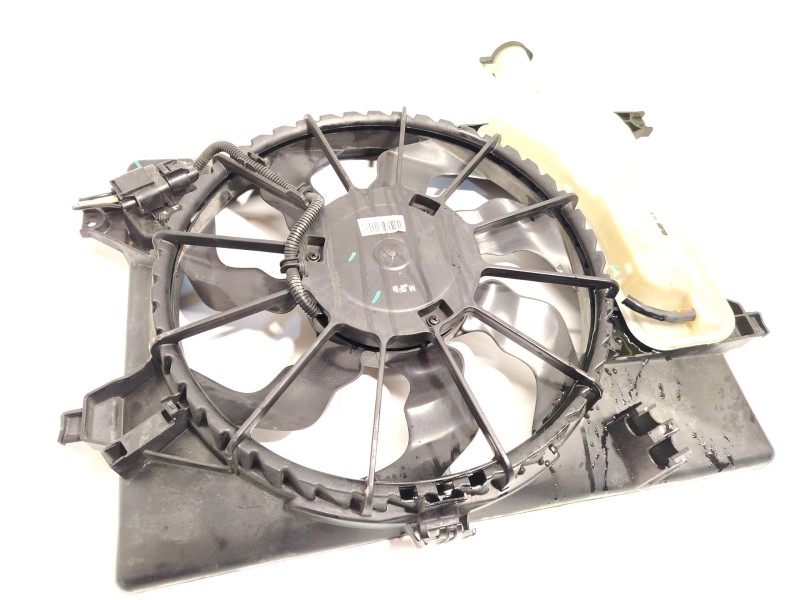 Recambio de electroventilador para hyundai i30 (gd) 1.4 referencia OEM IAM 25304A6600 25380A6200 