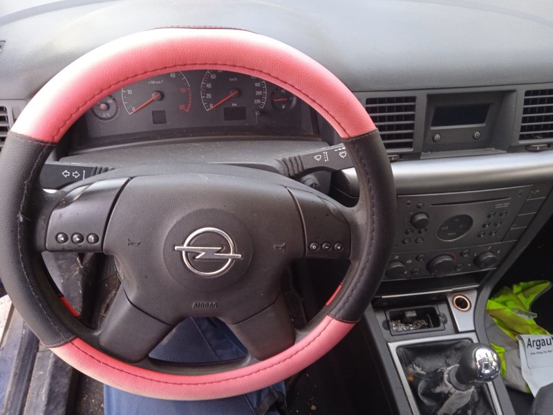 opel vectra c (z02) del año 2003