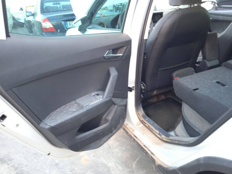 seat arona (kj7, kjp) del año 2024