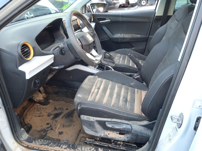 seat arona (kj7, kjp) del año 2024