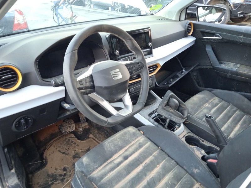 seat arona (kj7, kjp) del año 2024