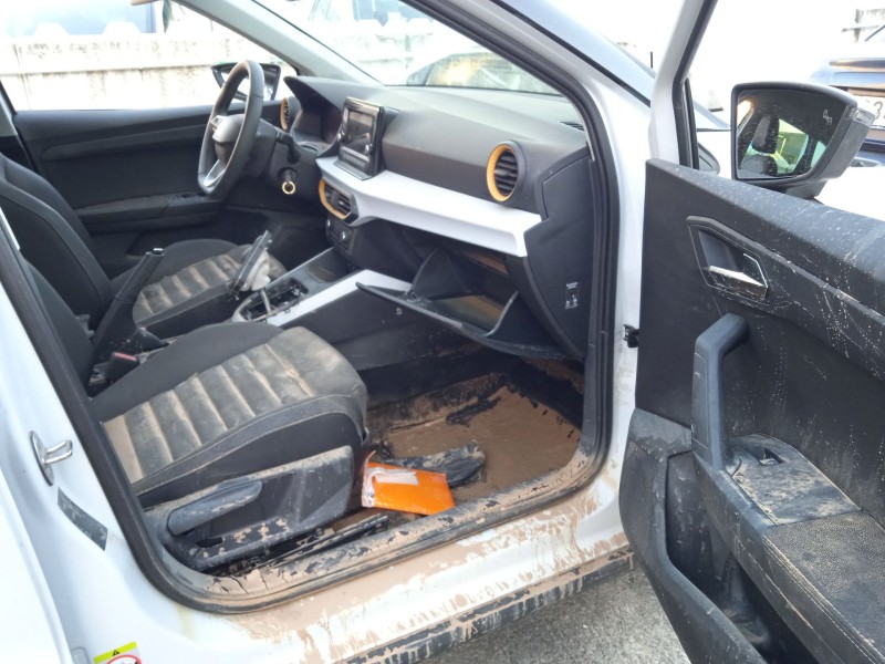 seat arona (kj7, kjp) del año 2024