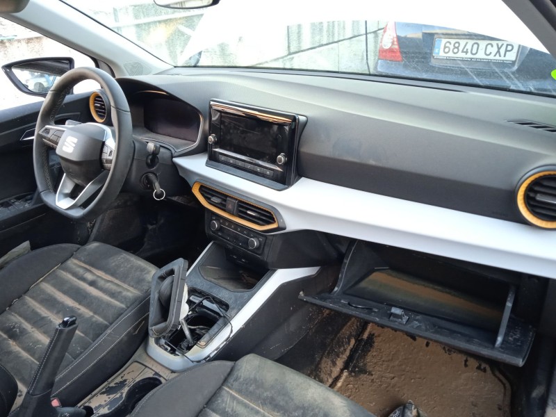 seat arona (kj7, kjp) del año 2024