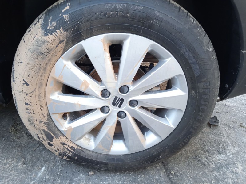 seat arona (kj7, kjp) del año 2024