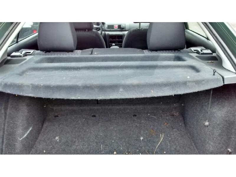 skoda octavia berlina (1u2) del año 2002