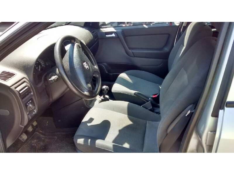 opel astra g berlina del año 2003