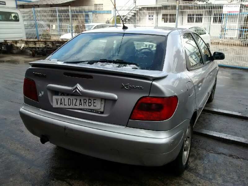 citroën xsara berlina del año 2001
