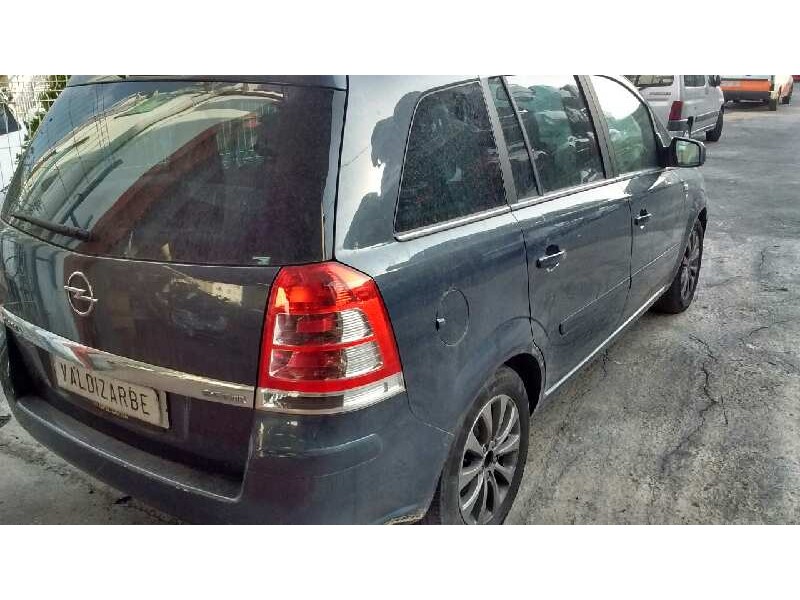 opel zafira b del año 2010