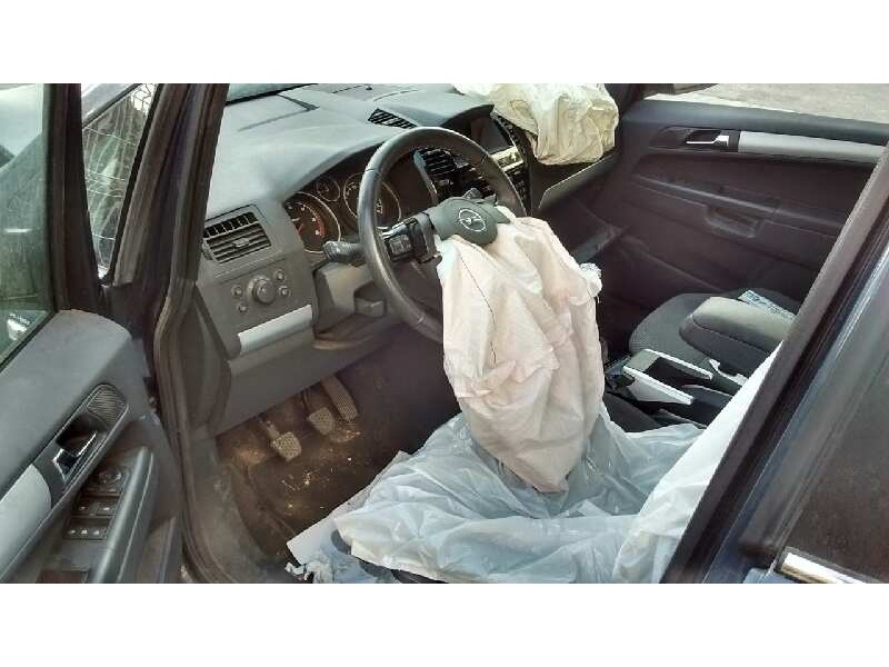 opel zafira b del año 2010