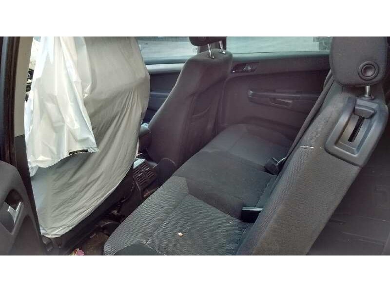 opel zafira b del año 2010