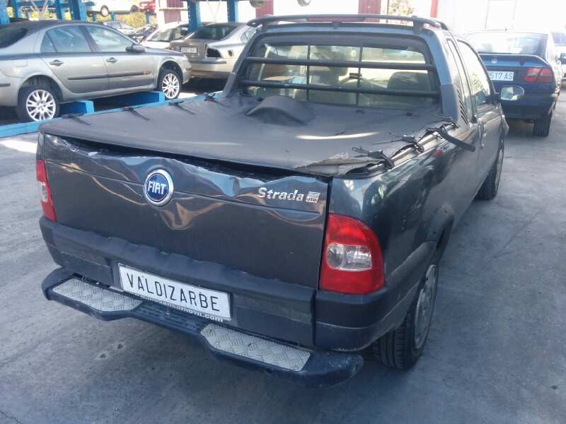 fiat strada (278) del año 2005