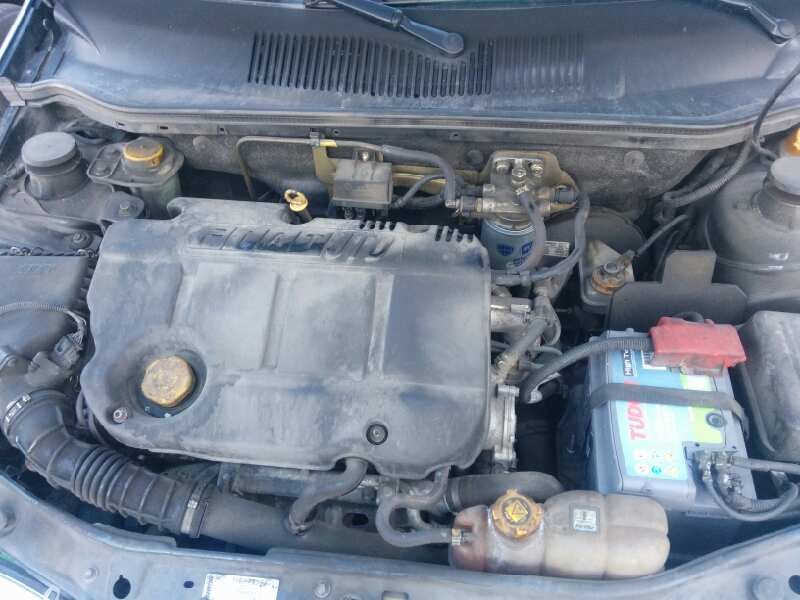 fiat strada (278) del año 2005