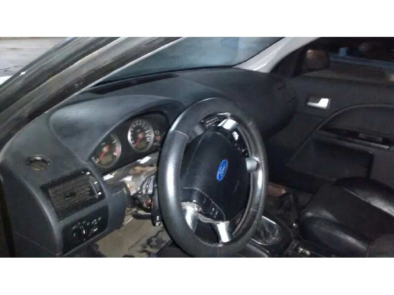 ford mondeo berlina (ge) del año 2001