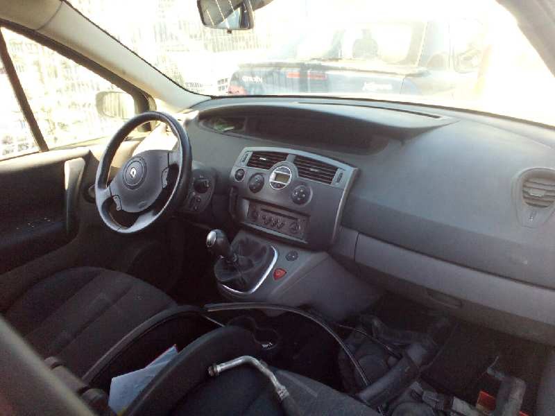 renault scenic ii del año 2005